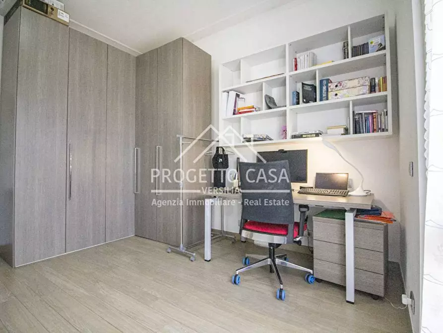 Immagine 10 di Casa indipendente in vendita  in via pardini a Viareggio