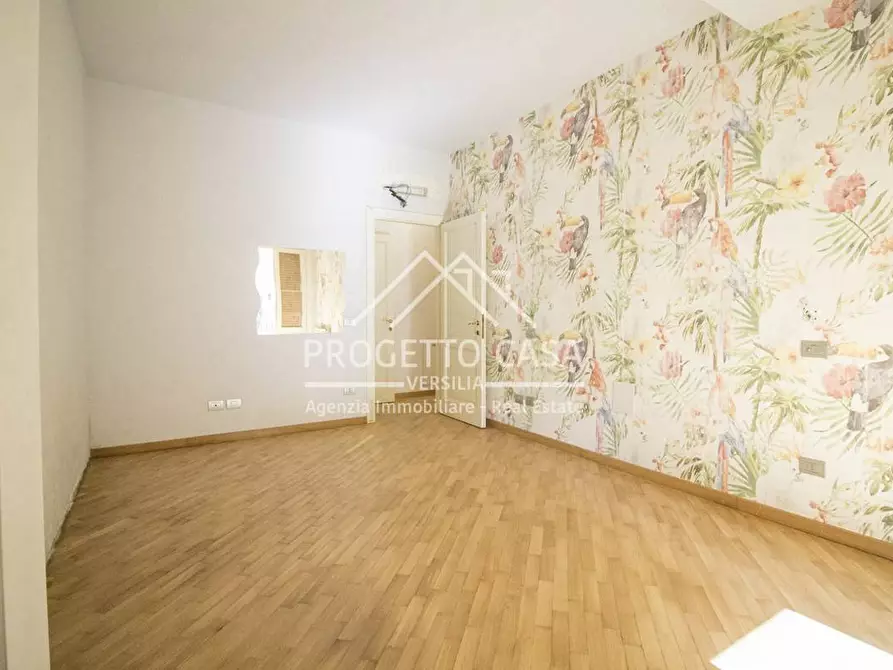 Immagine 22 di Appartamento in vendita  in VIA FIRENZE a Viareggio