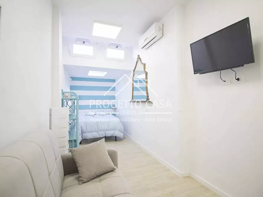 Immagine 24 di Appartamento in vendita  in VIA NAZARIO SAURO a Viareggio