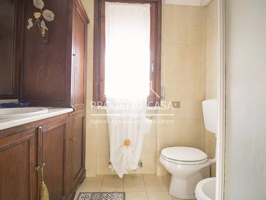 Immagine 22 di Appartamento in vendita  in VIA VERDI a Viareggio