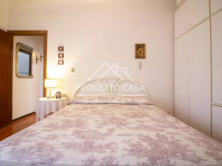 Immagine 28 di Appartamento in vendita  in VIA BOCCHERINI a Camaiore