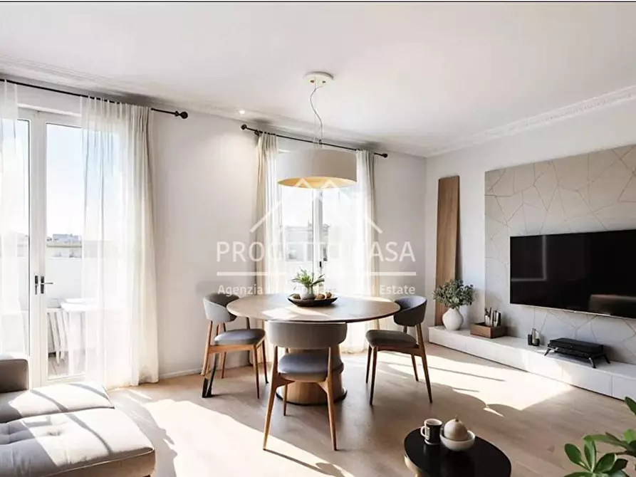 Immagine 1 di Casa indipendente in vendita  in VIA DELLA PARIGLIA a Massarosa