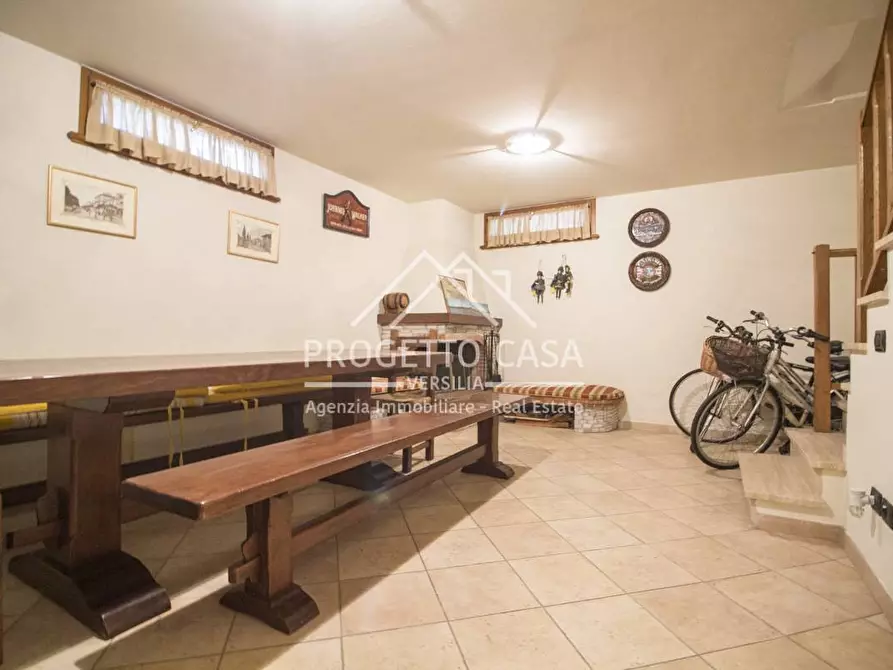 Immagine 24 di Casa indipendente in vendita  in VIA PAGANINI a Camaiore