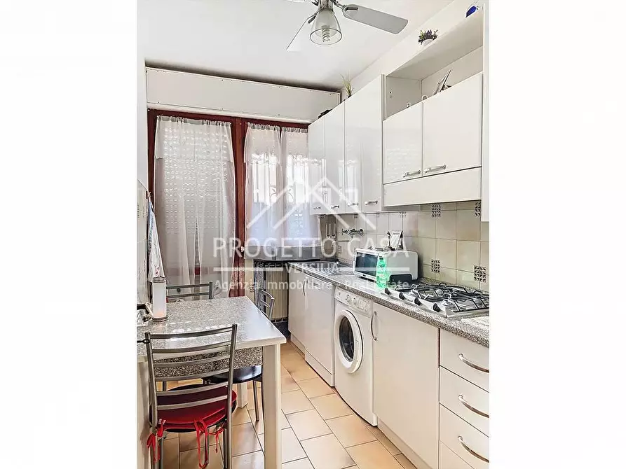 Immagine 4 di Casa indipendente in vendita  in VIA MARTIRI SANTERENZIO a Viareggio