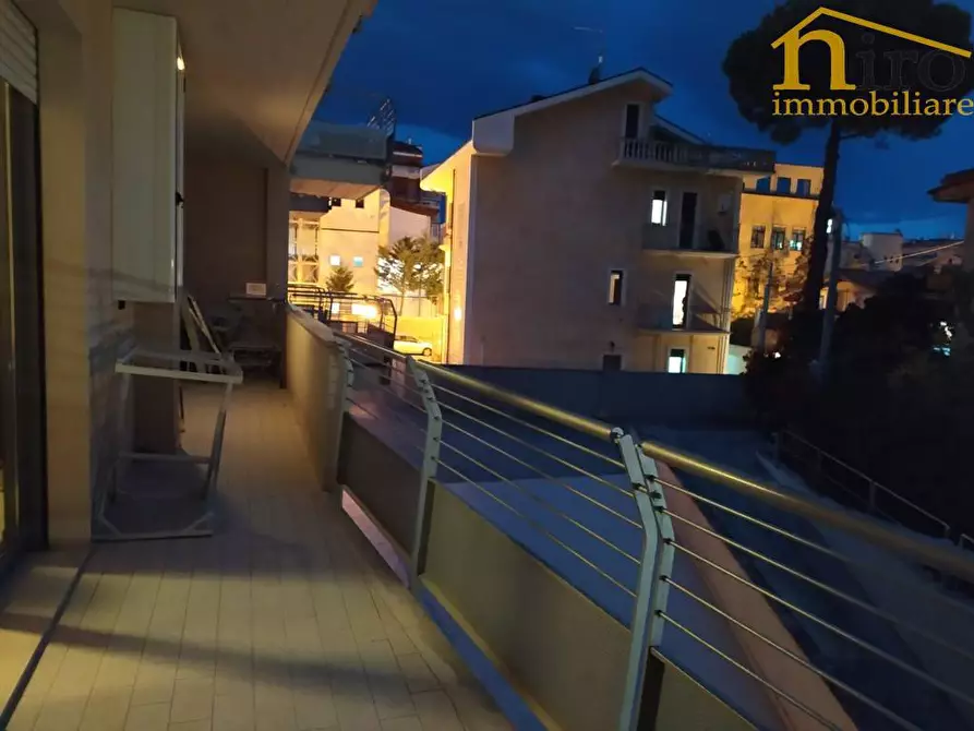 Immagine 5 di Appartamento in affitto  in Via Dei Peligni a Pescara
