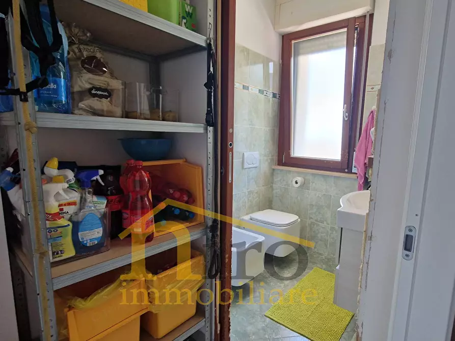 Immagine 10 di Villetta a schiera in vendita  in Via Cocchione a Cappelle Sul Tavo