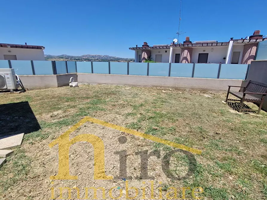 Immagine 16 di Villetta a schiera in vendita  in Via Cocchione a Cappelle Sul Tavo