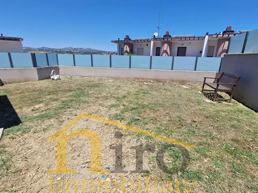 Immagine 17 di Villetta a schiera in vendita  in Via Cocchione a Cappelle Sul Tavo