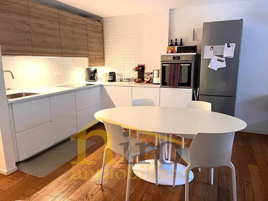 Immagine 3 di Appartamento in vendita  in Via Monte Bolza a Pescara