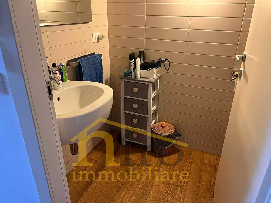 Immagine 13 di Appartamento in vendita  in Via Monte Bolza a Pescara