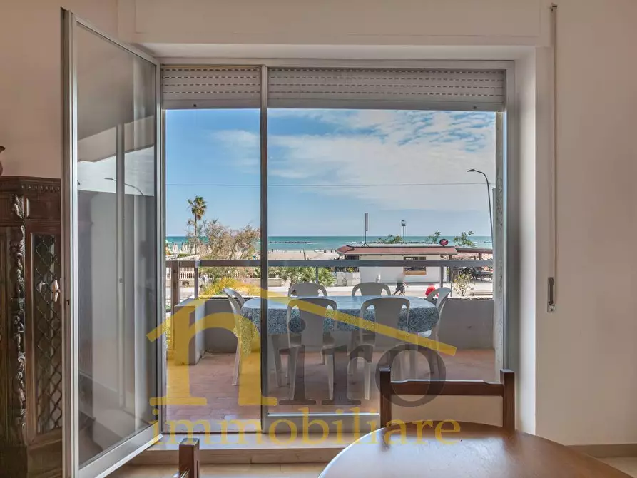 Immagine 8 di Appartamento in vendita  in Lungomare Giacomo Matteotti a Pescara