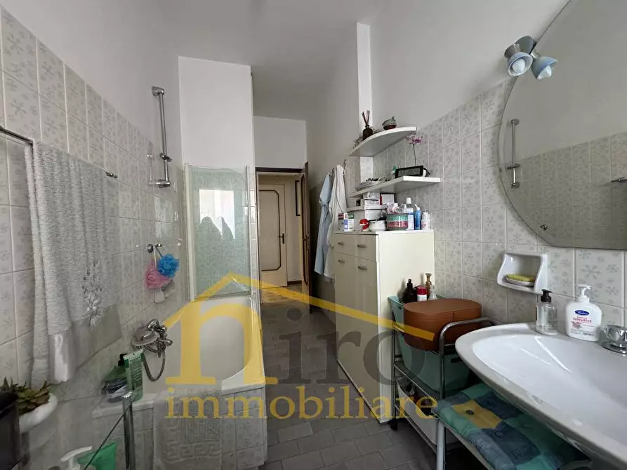 Immagine 13 di Appartamento in vendita  in Via Livenza a Montesilvano