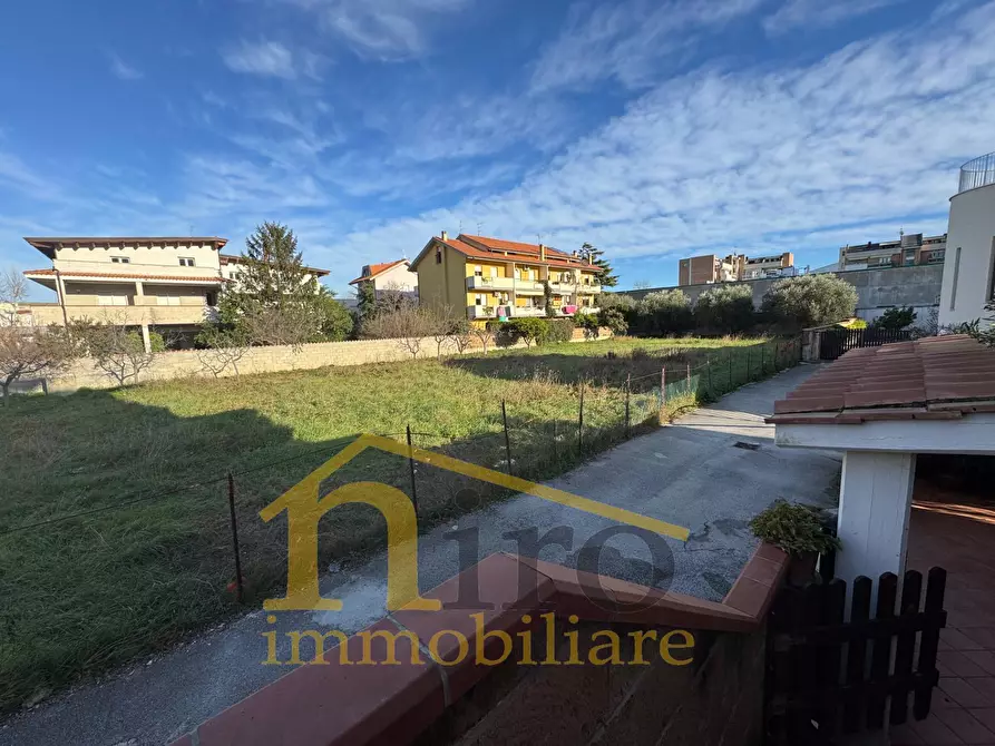 Immagine 10 di Villa in vendita  in Via San Paolo a Francavilla Al Mare