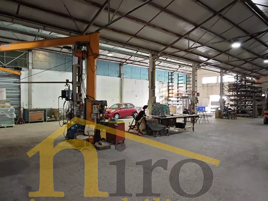 Immagine 5 di Capannone industriale in affitto  in via camillo benso conte di cavour a San Giovanni Teatino