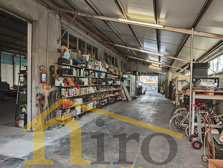 Immagine 8 di Capannone industriale in affitto  in via camillo benso conte di cavour a San Giovanni Teatino