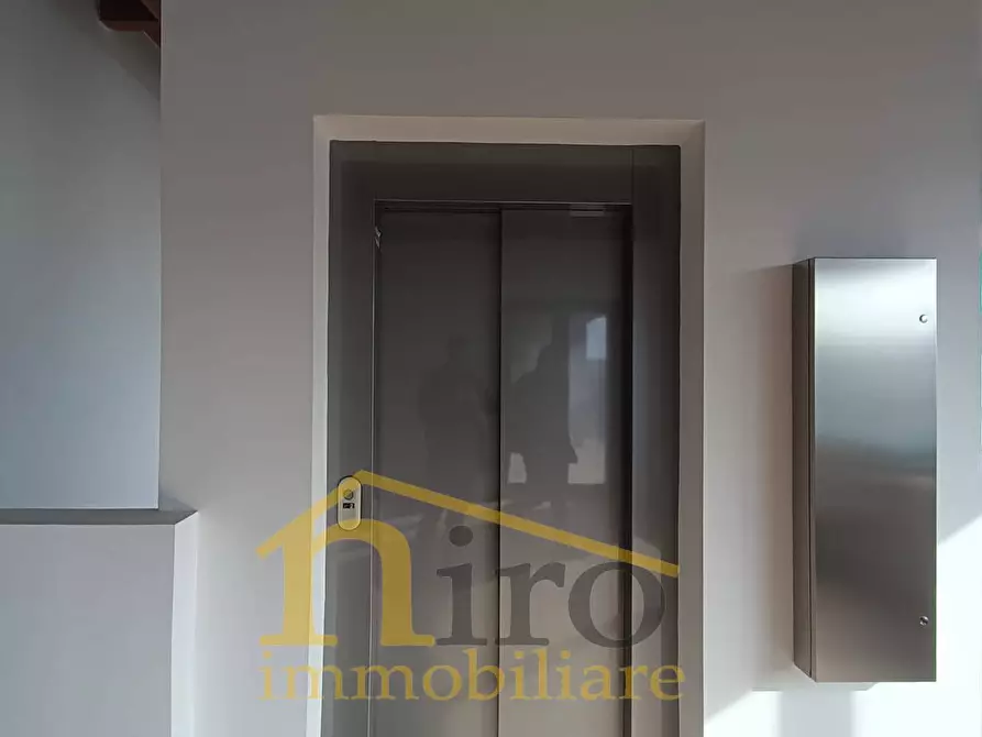 Immagine 6 di Capannone industriale in affitto  in via bolzano a San Giovanni Teatino