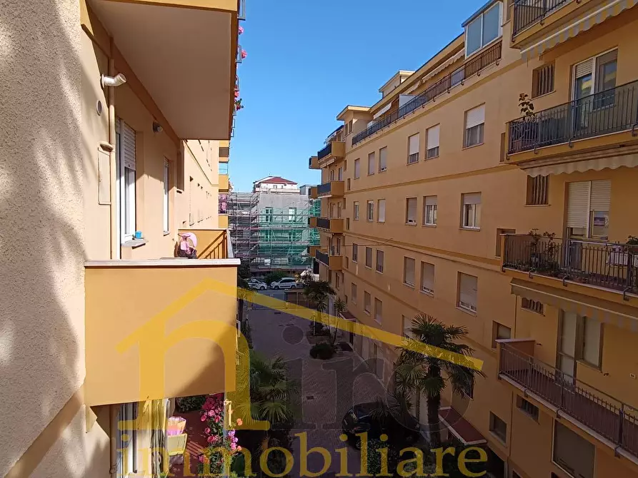 Immagine 5 di Appartamento in vendita  in Via Salvatore Tommasi a Pescara