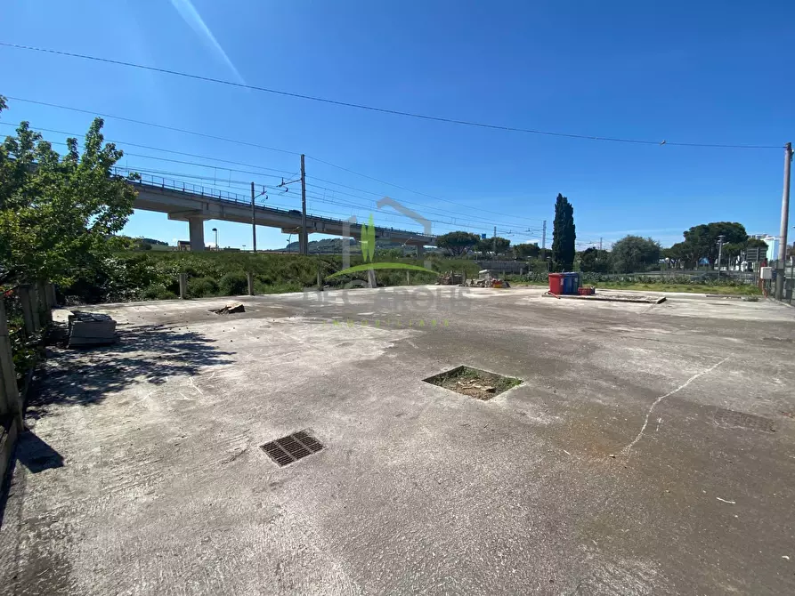 Immagine 5 di Box auto in vendita  in Via Scarlatti a San Benedetto Del Tronto