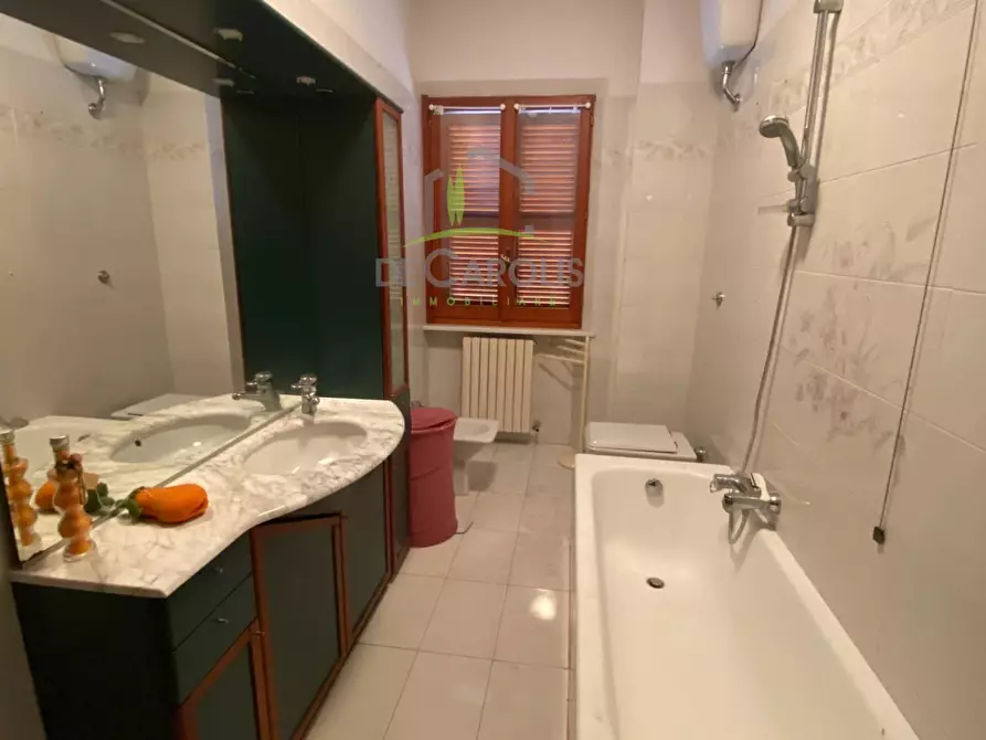 Immagine 11 di Casa indipendente in vendita  in Via degli Albicocchi a Ascoli Piceno