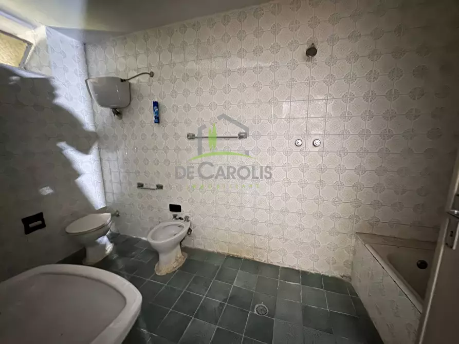 Immagine 4 di Casa indipendente in vendita  in PIazza Castello a Monsampolo Del Tronto