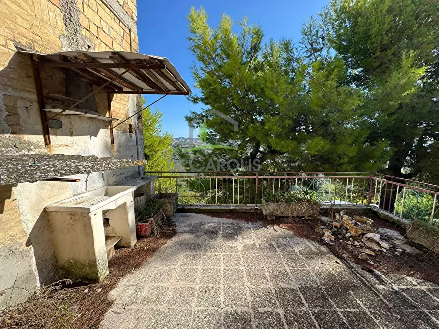 Immagine 5 di Casa indipendente in vendita  in PIazza Castello a Monsampolo Del Tronto