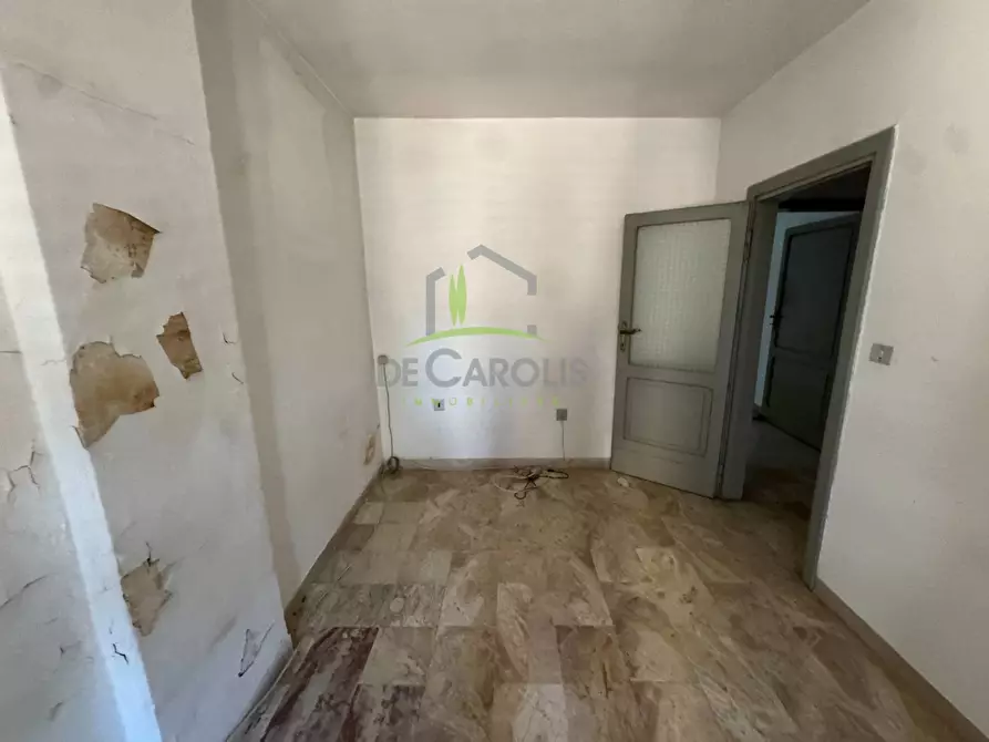Immagine 7 di Casa indipendente in vendita  in PIazza Castello a Monsampolo Del Tronto