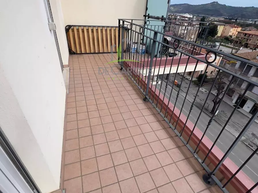Immagine 8 di Appartamento in vendita  in Via Salaria a Monsampolo Del Tronto