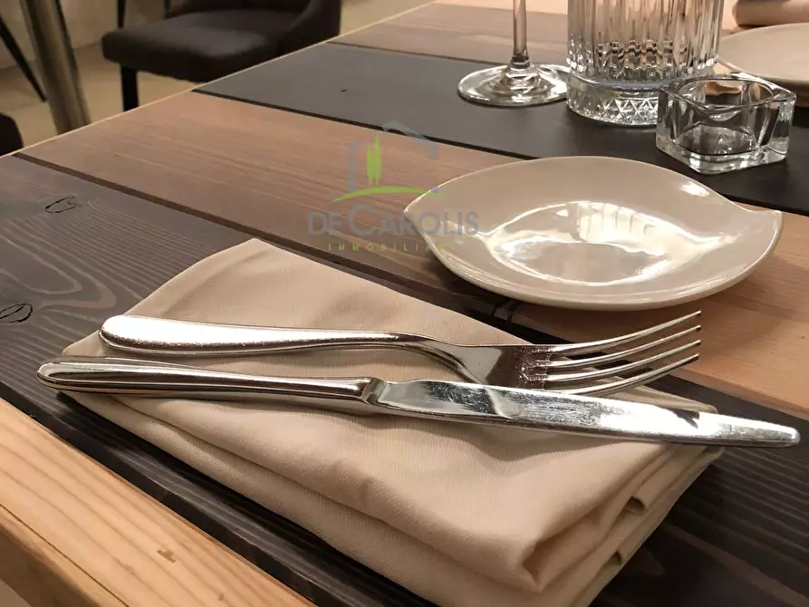 Immagine 7 di Attività commerciale in vendita  in Via dei Tibaldeschi a Ascoli Piceno