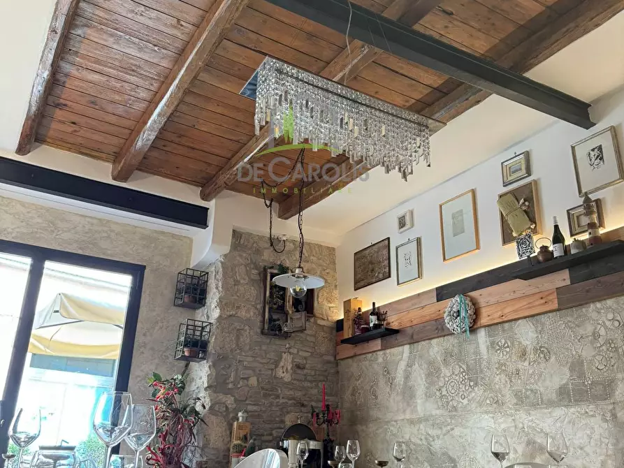 Immagine 8 di Attività commerciale in vendita  in Via dei Tibaldeschi a Ascoli Piceno