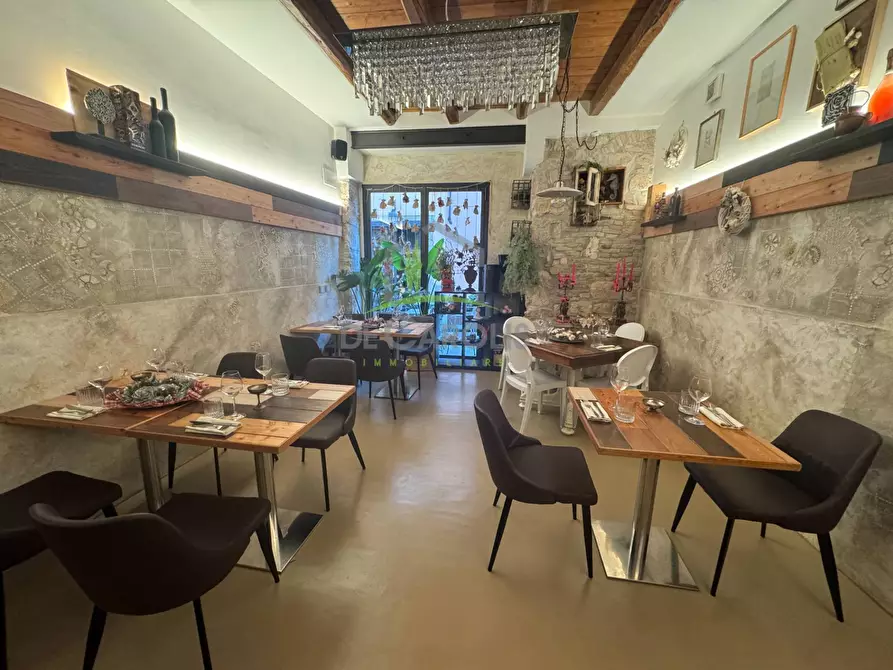 Immagine 9 di Attività commerciale in vendita  in Via dei Tibaldeschi a Ascoli Piceno