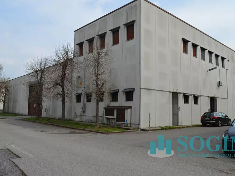 Immagine 9 di Capannone industriale in vendita  in Via Torino a Olgiate Comasco