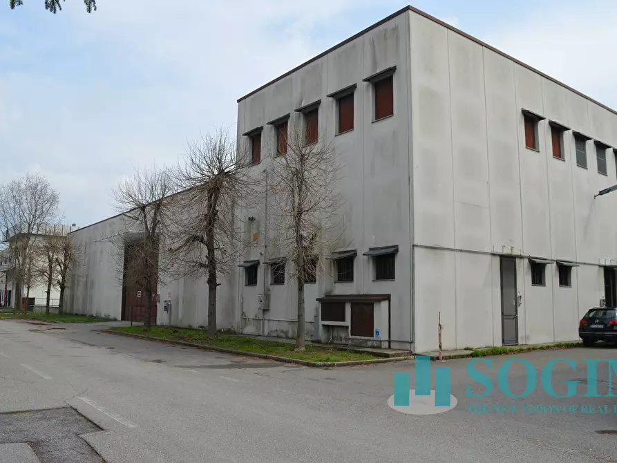 Immagine 10 di Capannone industriale in vendita  in Via Torino a Olgiate Comasco