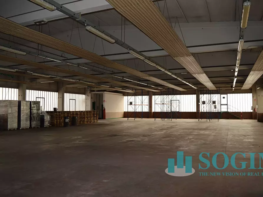 Immagine 27 di Capannone industriale in vendita  in Via Torino a Olgiate Comasco