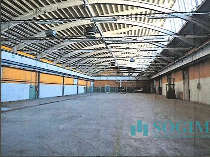 Immagine 5 di Capannone industriale in affitto  in via Parco a Biassono