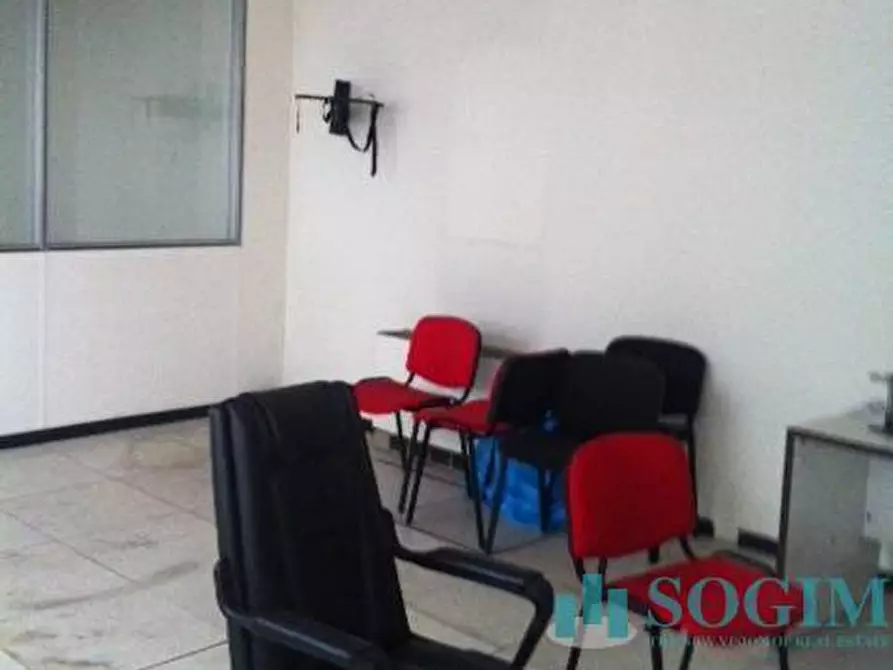 Immagine 27 di Capannone industriale in vendita  a Legnano