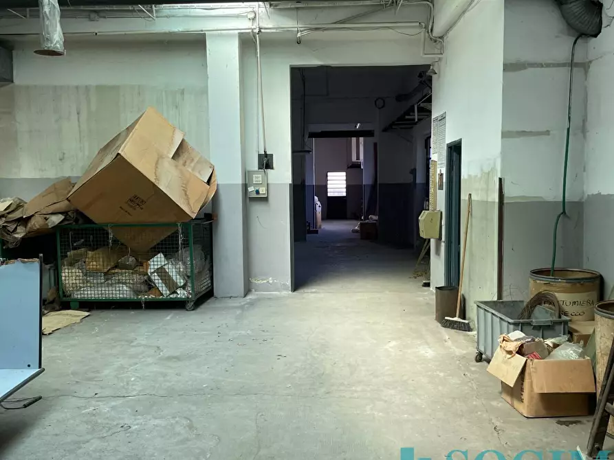 Immagine 14 di Locale commerciale in affitto  in CIRCONVALLAZIONE a Cornate D'adda