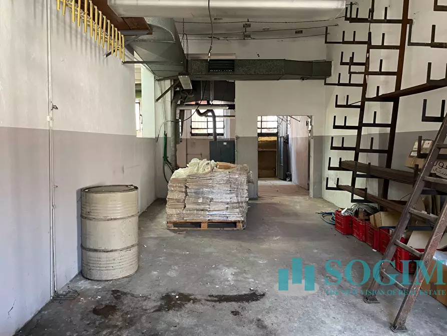 Immagine 4 di Locale commerciale in affitto  in CIRCONVALLAZIONE a Cornate D'adda