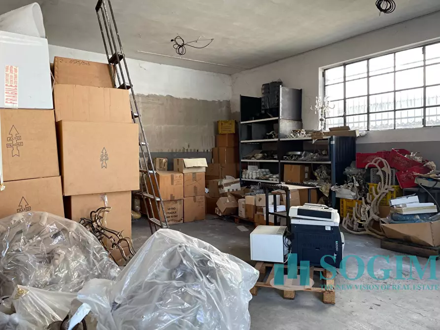 Immagine 5 di Locale commerciale in affitto  in CIRCONVALLAZIONE a Cornate D'adda