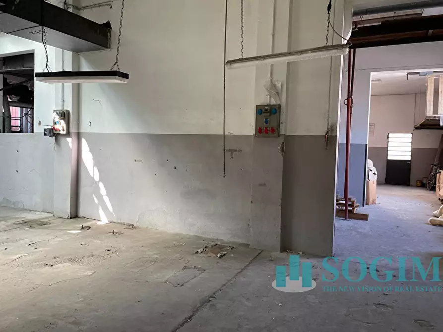 Immagine 6 di Locale commerciale in affitto  in CIRCONVALLAZIONE a Cornate D'adda