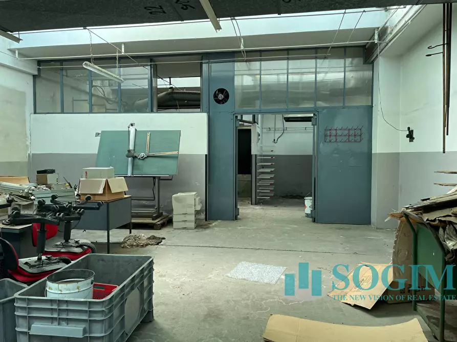 Immagine 8 di Locale commerciale in affitto  in CIRCONVALLAZIONE a Cornate D'adda