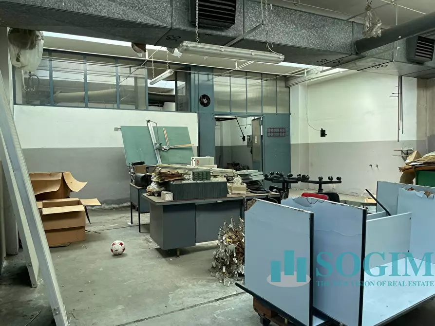 Immagine 10 di Locale commerciale in affitto  in CIRCONVALLAZIONE a Cornate D'adda