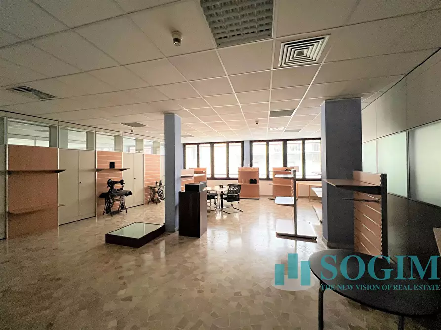 Immagine 12 di Ufficio in affitto  in via piazza della libertà a Gallarate