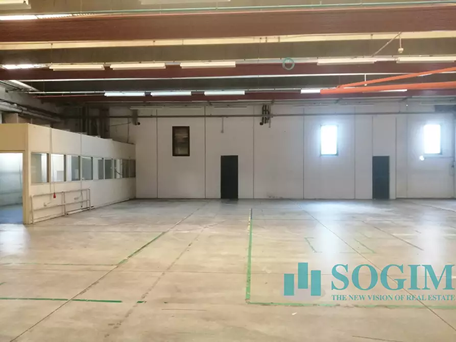 Immagine 6 di Capannone industriale in vendita  in Via Oriana Fallaci a Cornate D'adda