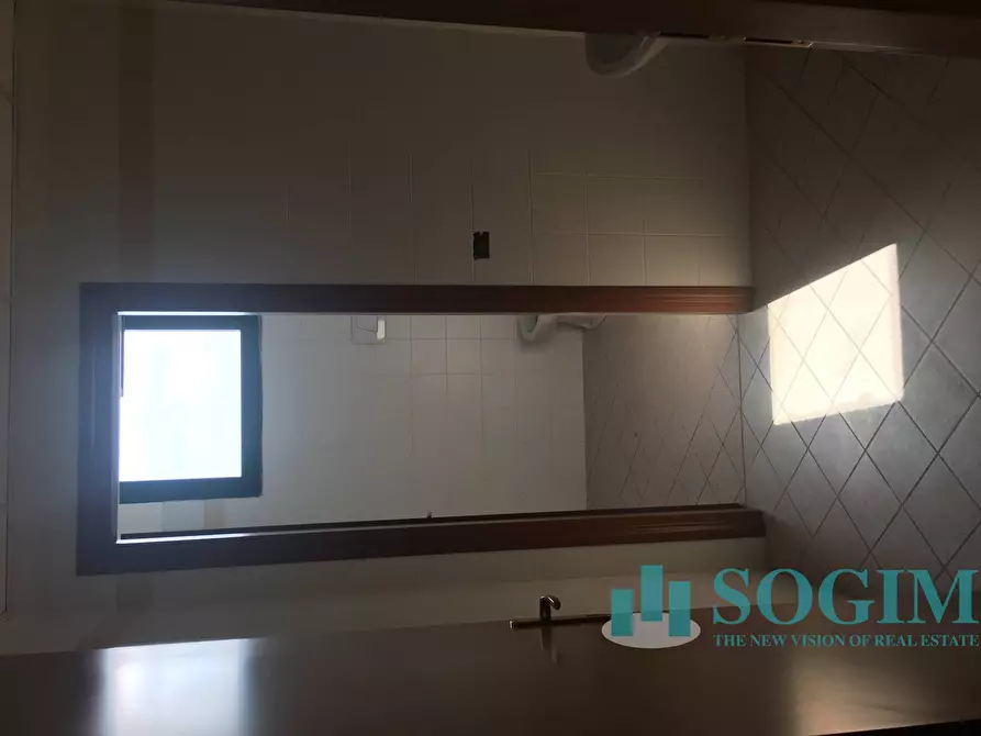 Immagine 9 di Negozio in vendita  in Via Europa Unita a Cermenate