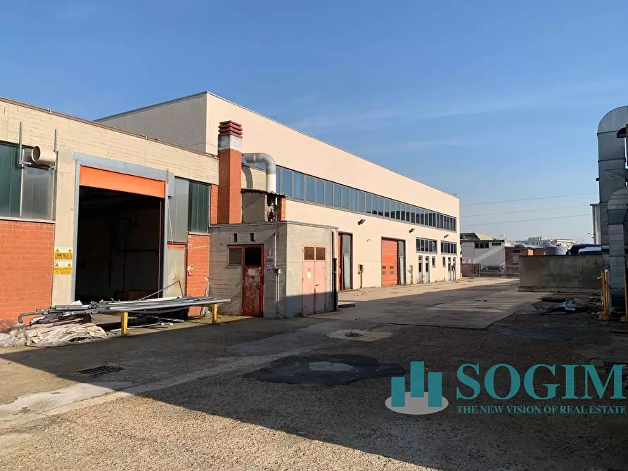 Immagine 16 di Magazzino in vendita  in VIA PO' a Opera