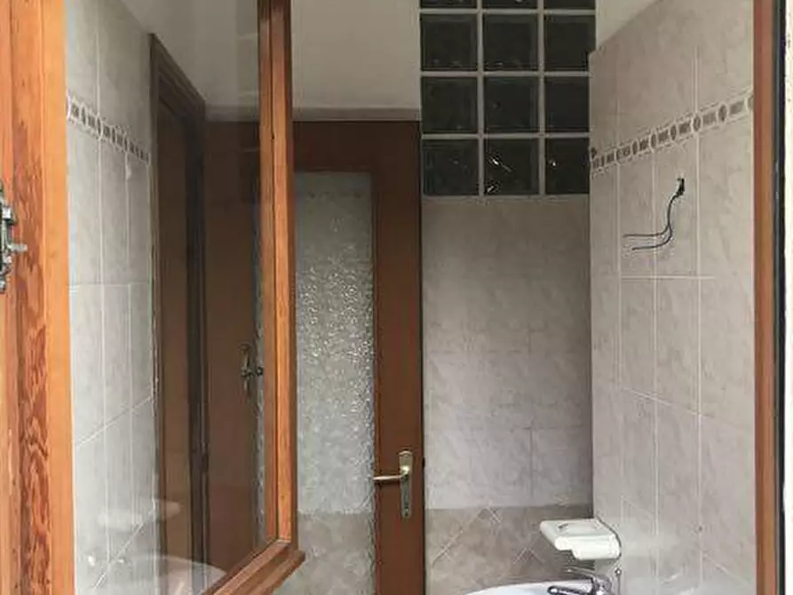 Immagine 24 di Ufficio in vendita  in Via Milano a Cantù