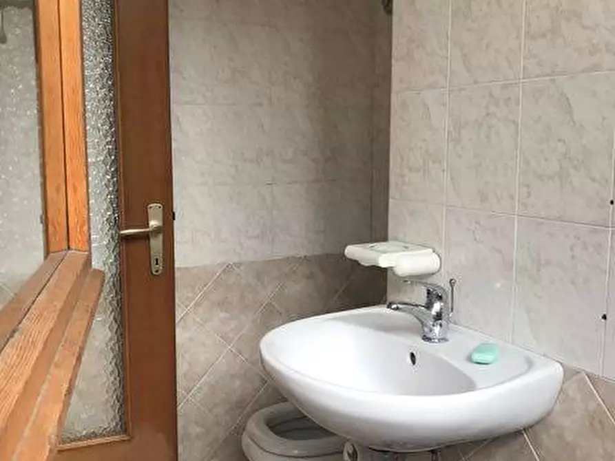 Immagine 22 di Ufficio in vendita  in Via Milano a Cantù