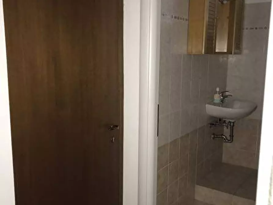 Immagine 20 di Ufficio in affitto  in Via Milano a Cantù