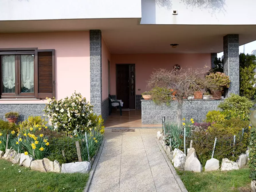 Immagine 8 di Capannone industriale in vendita  in Via Monte Golico a Samarate