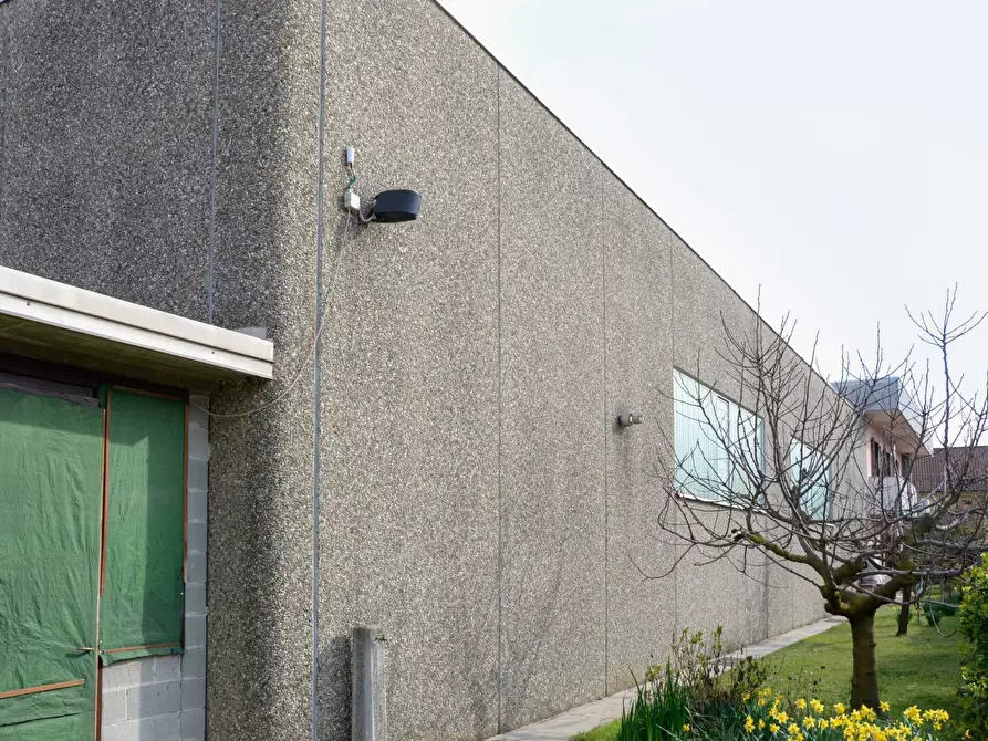 Immagine 4 di Capannone industriale in vendita  in Via Monte Golico a Samarate